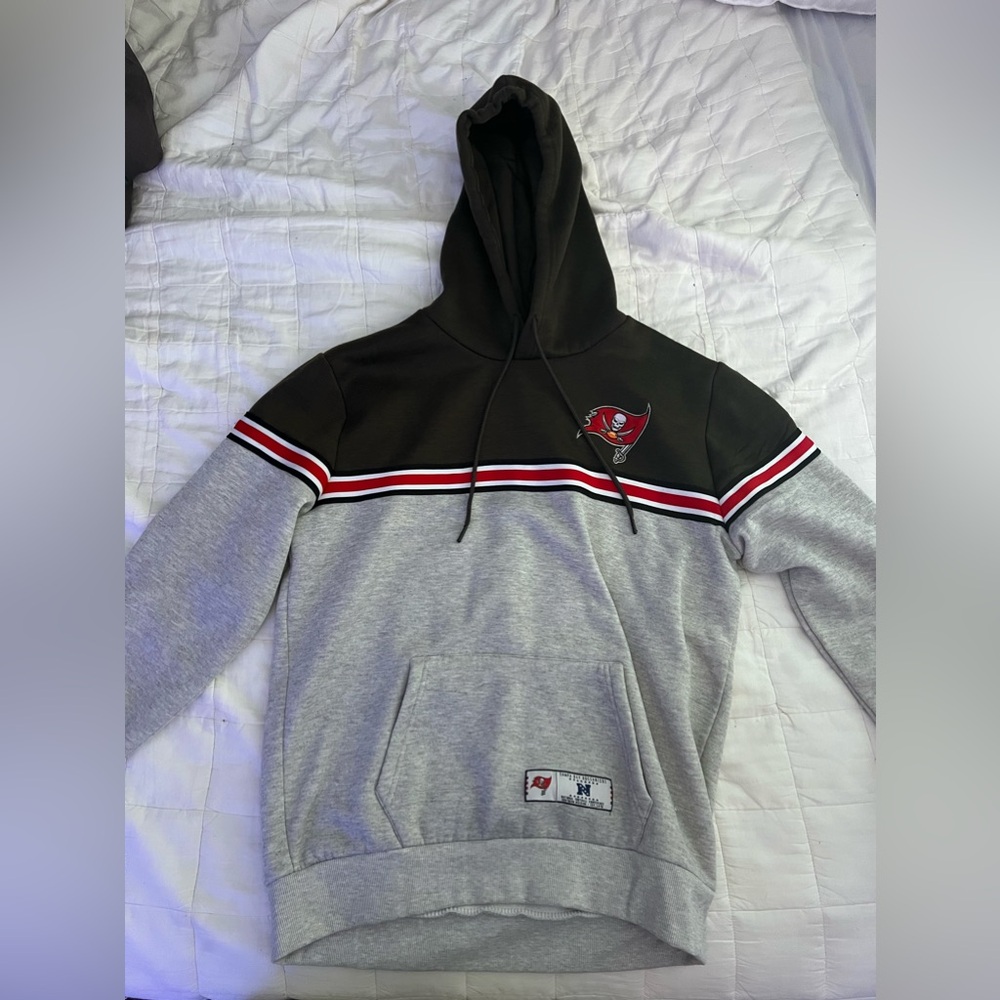 Tampa Bay Buccaneers Hoodie